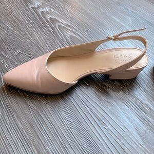 Naturalizer Banks Shoe in Creme Brûlée  7 W